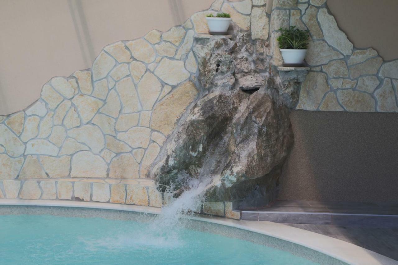 Villa Meri 里耶卡 外观 照片